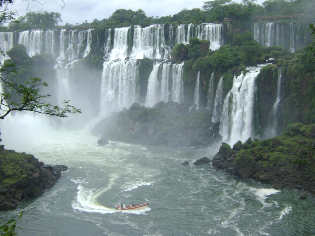 Petit Hotel Caraguata Puerto Iguazú Eksteriør bilde